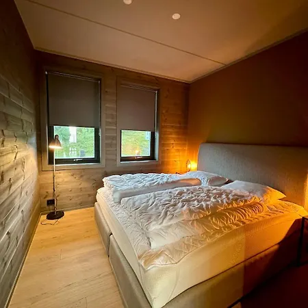 公寓 Modern 2-bedroom With Balcony And Mountain Views